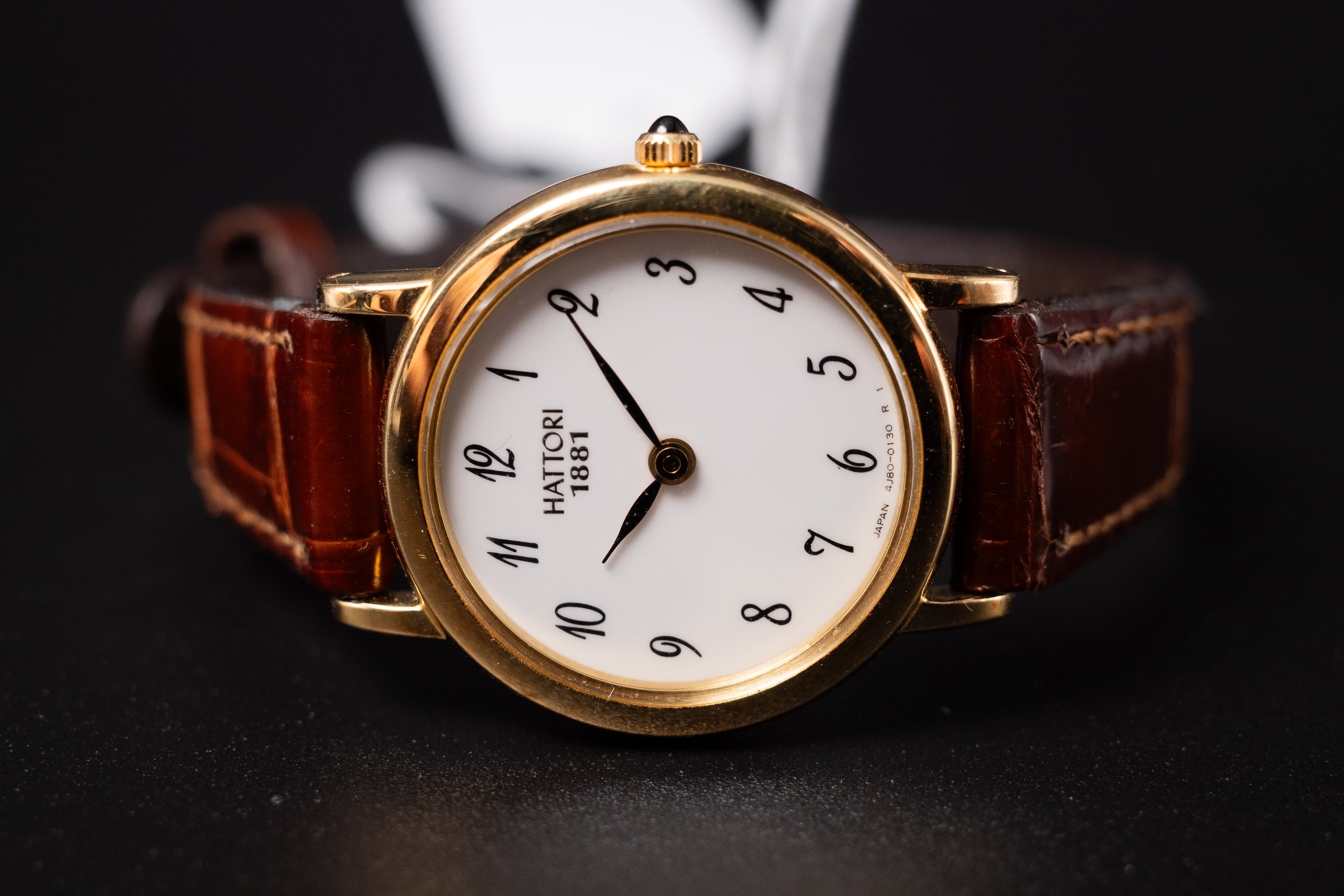 Excellent Hattori 1881 Ref. "4J80-0130 R 1" Seiko 18KYG Mens Wrist Watch MINT