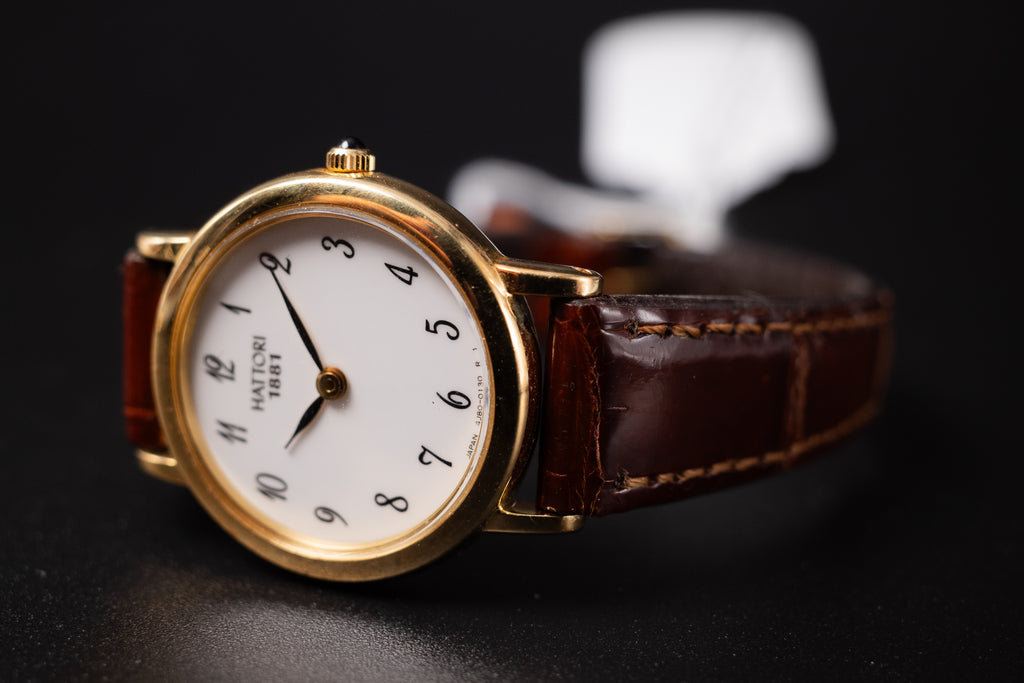 Excellent Hattori 1881 Ref. "4J80-0130 R 1" Seiko 18KYG Mens Wrist Watch MINT