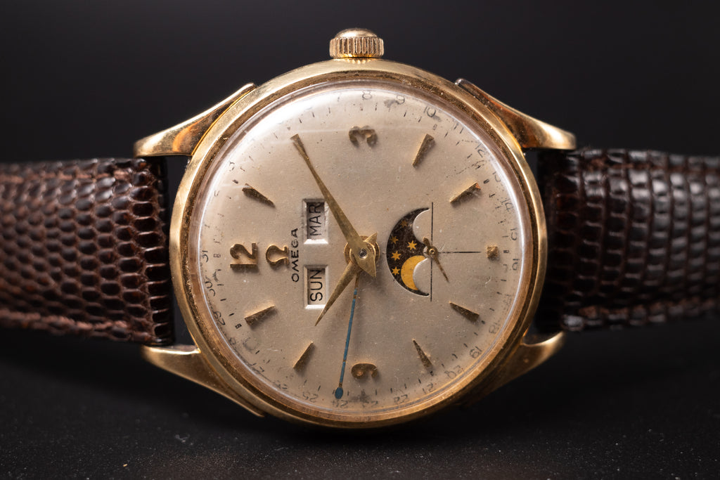 Beautiful Vintage Omega Cosmic Moonphase Triple Date Calendar Watch Ref 2606-4
