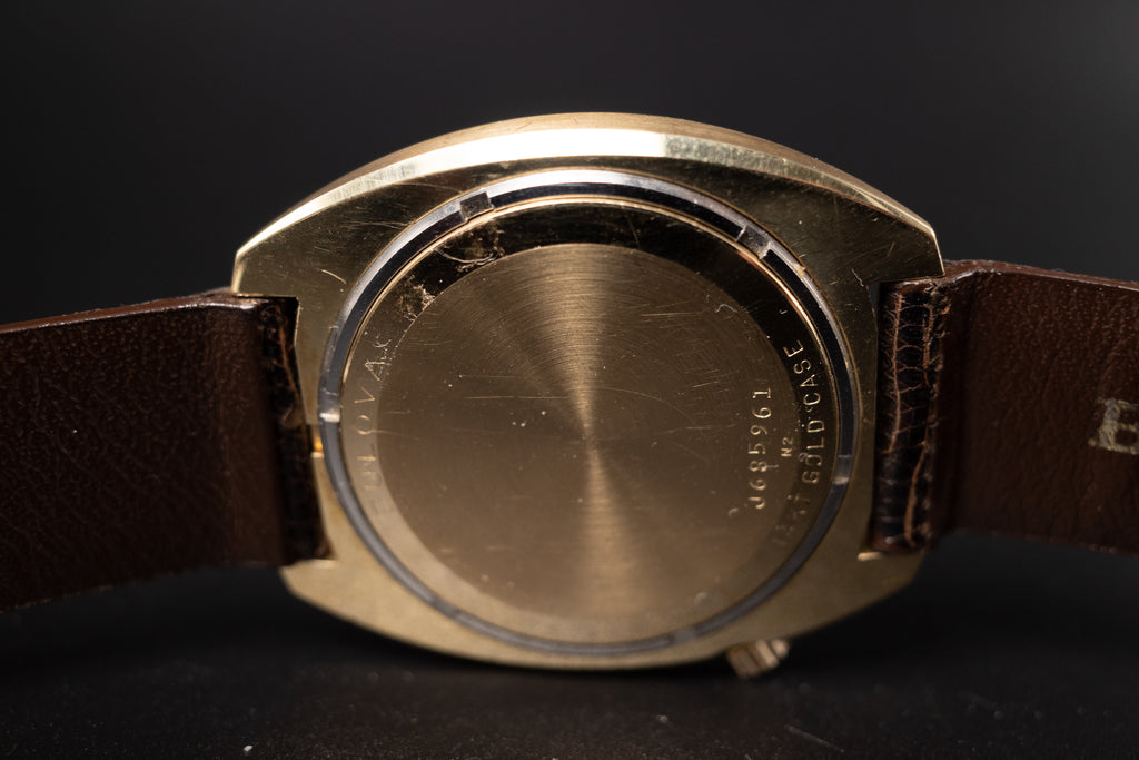 Vintage Accutron Daydate Mens Dress Watch 14KYG Very Rare